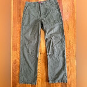 Supreme utility pants, army green. Size 30.